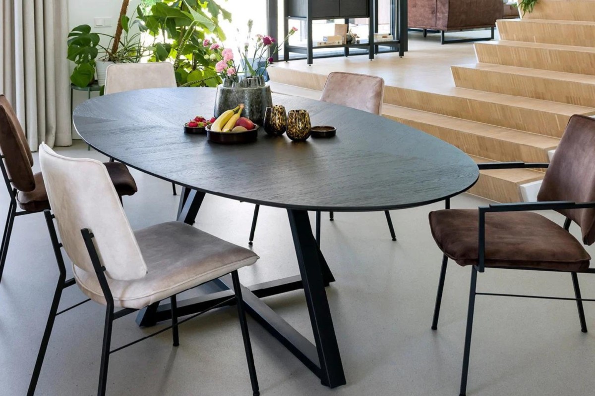 Henders-&-Hazel-Eettafel