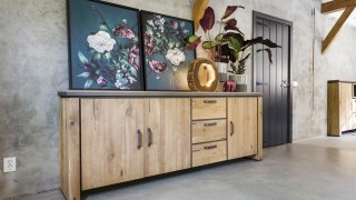 HEN_Farmland_dressoir