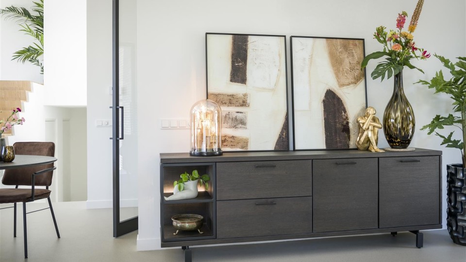 HEN_AMB_Ridgefield_dark_dressoir_AAN