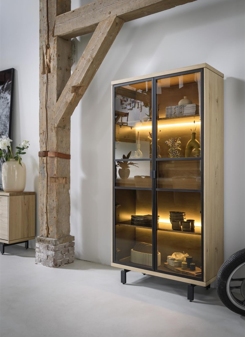 HEN_AMB_Ridgefield_vitrine_5